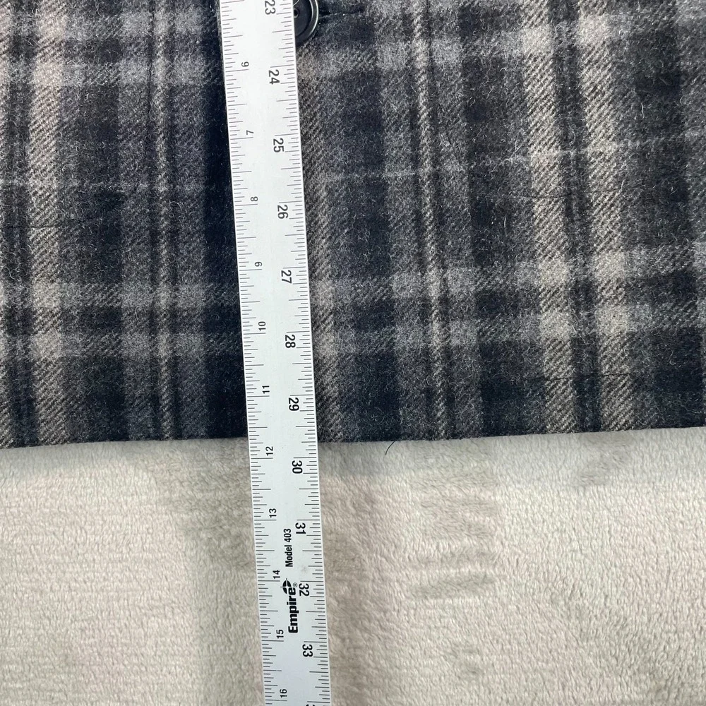 Banana Republic Chore Barn Coat Jacket Men Small Black Grey Plaid Wool Blend NEW